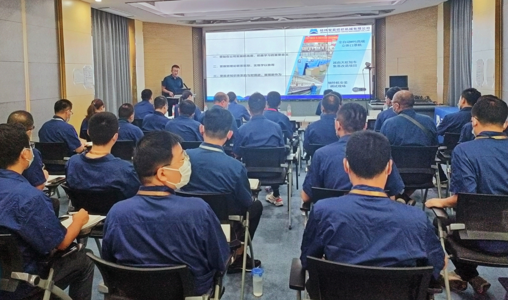 高书记讲党课全景.jpg 高书记讲党课全景.jpg